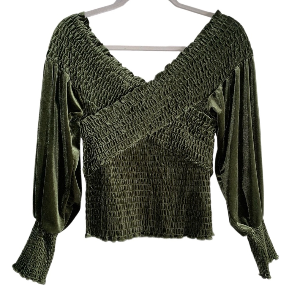 BB Dakota Velvet Cake Smocked Off the Shoulder Blouson Sleeve Rifle Green Top- M